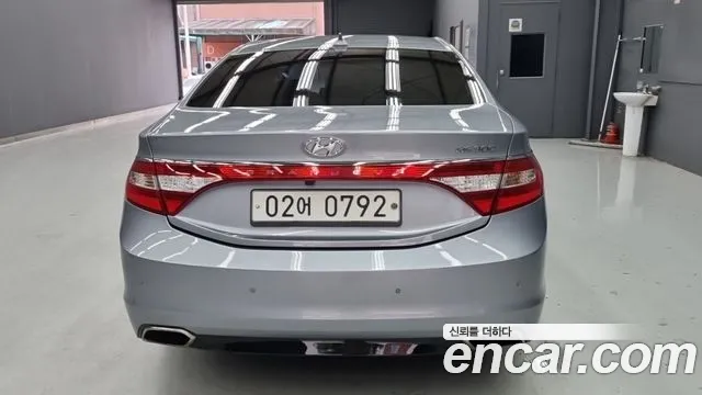 Hyundai Grandeur 2016 thumb 4