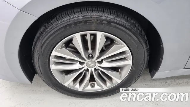 Hyundai Grandeur 2016 thumb 5