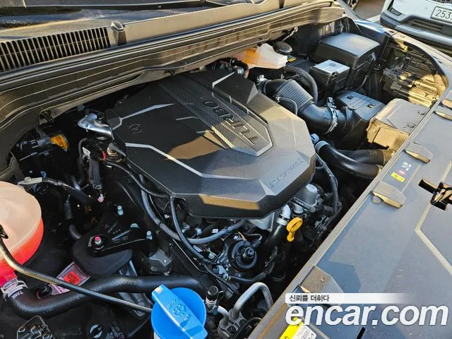Kia Carnival 2023 thumb 6