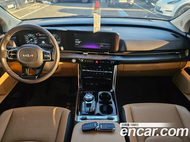 Kia Carnival 2023 thumb 7
