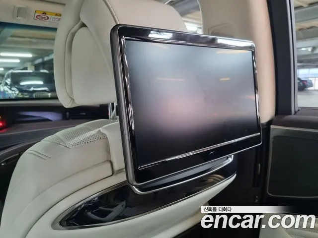 Lexus LS 2020 thumb 9