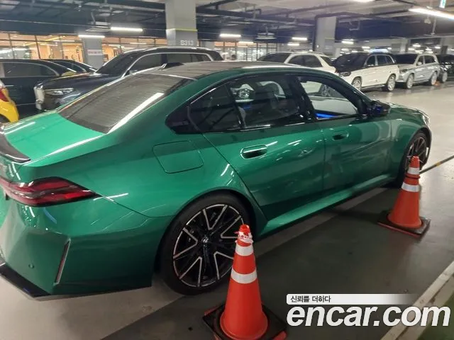 BMW M5 2025 thumb 4