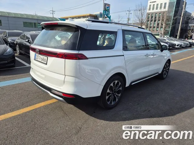 Kia Carnival 2020 thumb 4