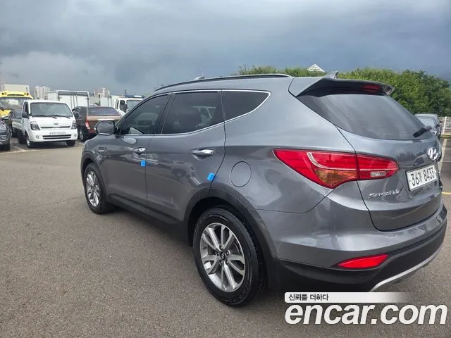 Hyundai Santa Fe 2014 thumb 4