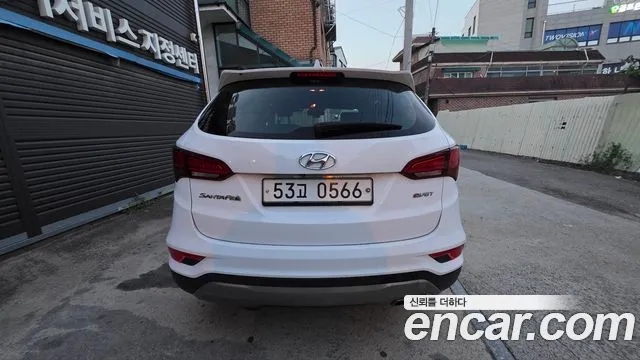 Hyundai Santa Fe 2016 thumb 2