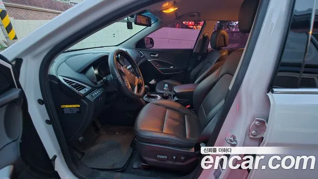 Hyundai Santa Fe 2016 thumb 6