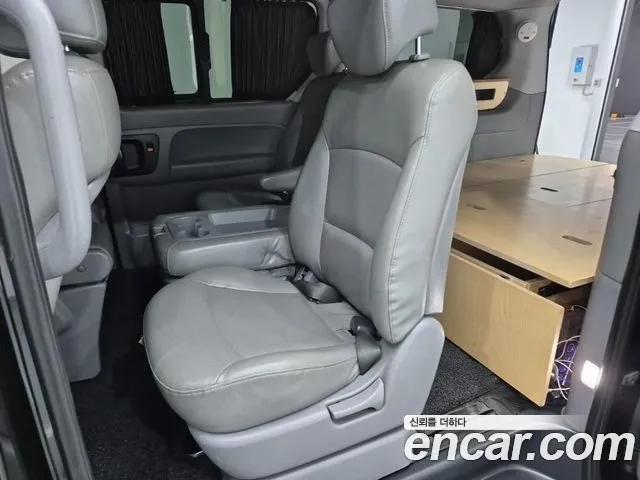 Hyundai Starex 2012 thumb 10
