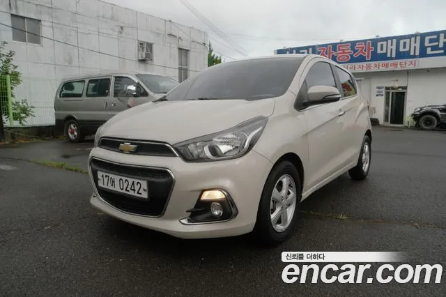 Chevrolet Spark 2016 thumb 2