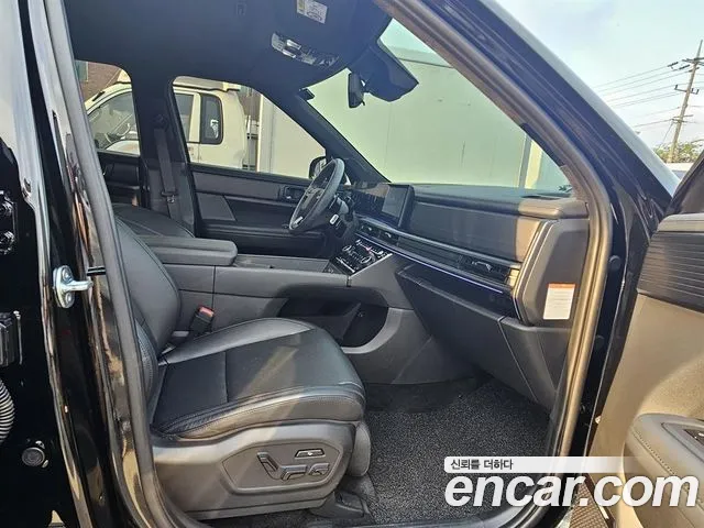 Hyundai Santa Fe 2025 thumb 10