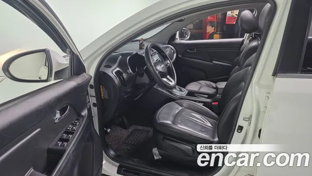 Kia Sportage 2010 thumb 10