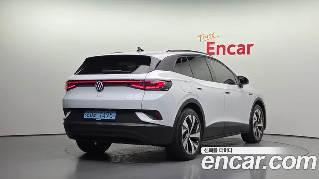 Volkswagen ID.4 2023 thumb 2