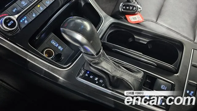 Hyundai Grandeur 2017 thumb 9