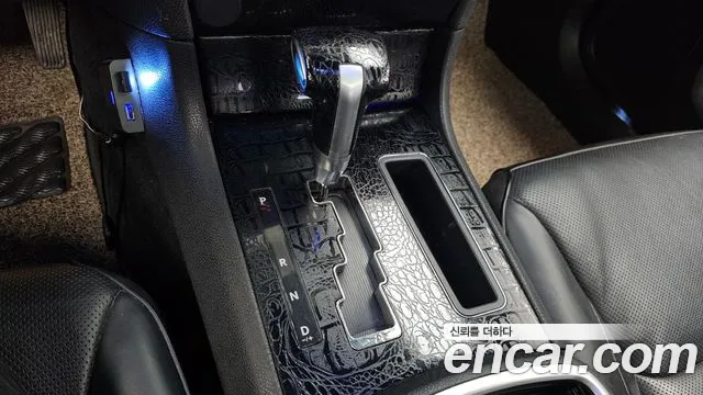 Chrysler 300C 2013 thumb 9