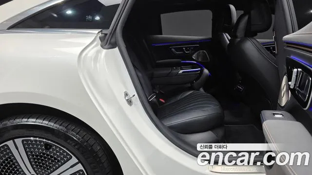 Mercedes-Benz EQS 2022 thumb 11