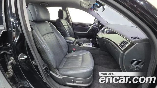 Hyundai Genesis 2012 thumb 10