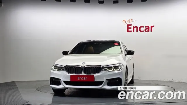 BMW 5 серии 2017 thumb 3
