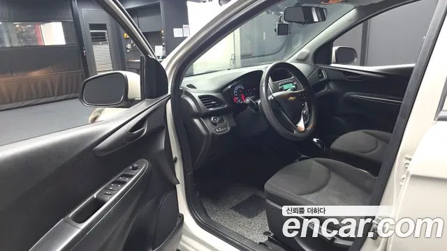 Chevrolet Spark 2016 thumb 10