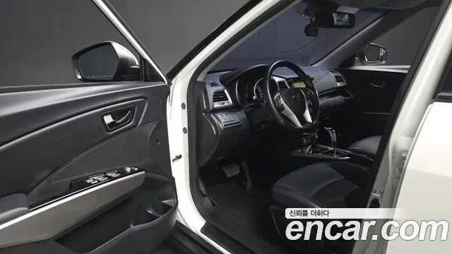 KG_Mobility_Ssangyong TIBOLI 2016 thumb 10