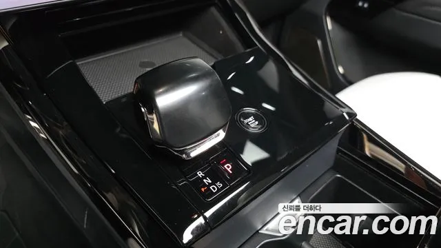 Land Rover Range Rover Sport 2025 thumb 9