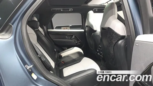 Land Rover Range Rover Sport 2025 thumb 12