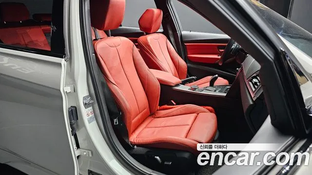 BMW 3 серии 2018 thumb 11