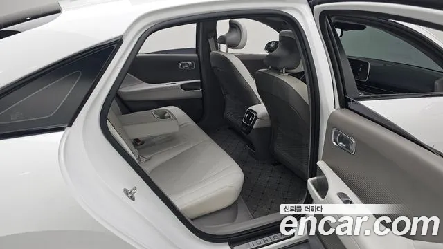 Hyundai IONIQ 6 2023 thumb 11