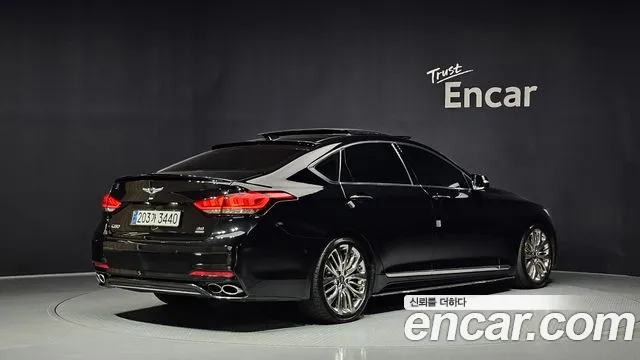 Genesis G80 2016 thumb 2