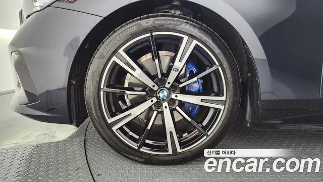 BMW 5 серии 2025 thumb 5