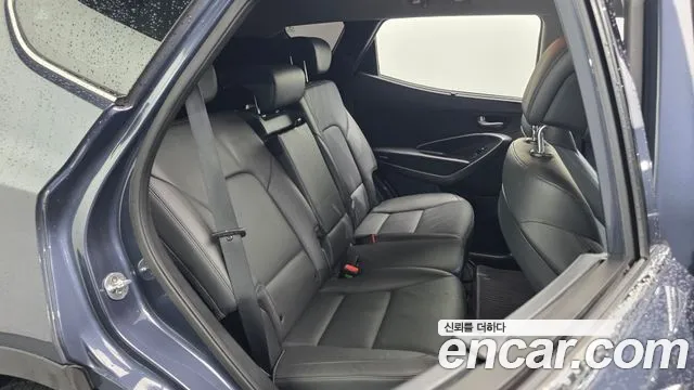 Hyundai Santa Fe 2016 thumb 11