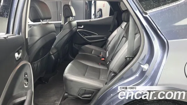 Hyundai Santa Fe 2016 thumb 12