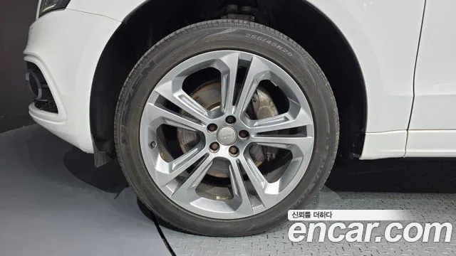 Audi Q5 2014 thumb 5