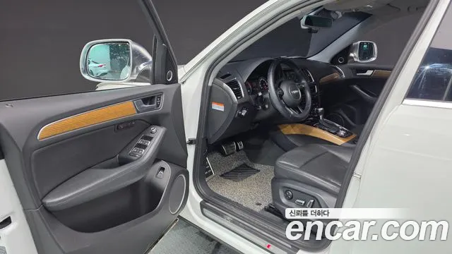 Audi Q5 2014 thumb 10