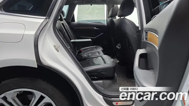 Audi Q5 2014 thumb 12