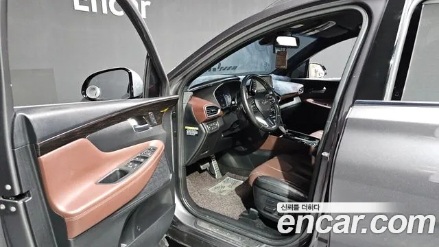 Hyundai Santa Fe 2018 thumb 10