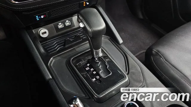 KG_Mobility_Ssangyong Rexton 2022 thumb 9