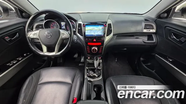 KGM Tivoli 2015 thumb 7