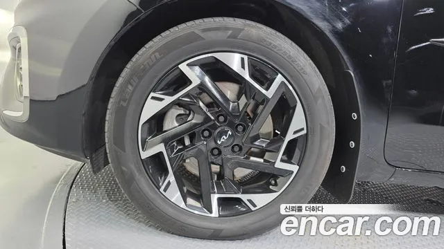 Kia Carnival 2019 thumb 5