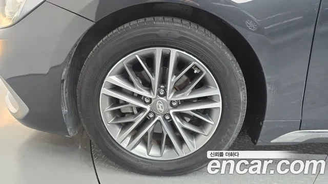 Hyundai Grandeur 2017 thumb 5