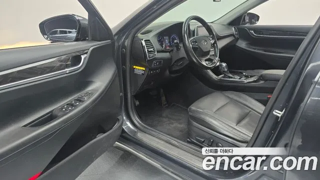Hyundai Grandeur 2017 thumb 10