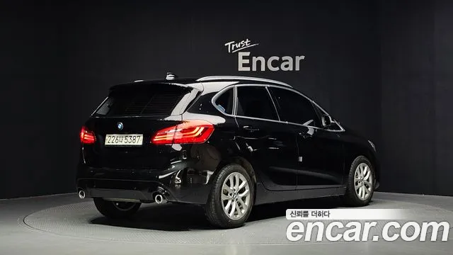 BMW 2 серии 2020 thumb 2