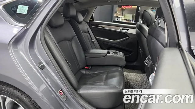 Hyundai Genesis 2015 thumb 12