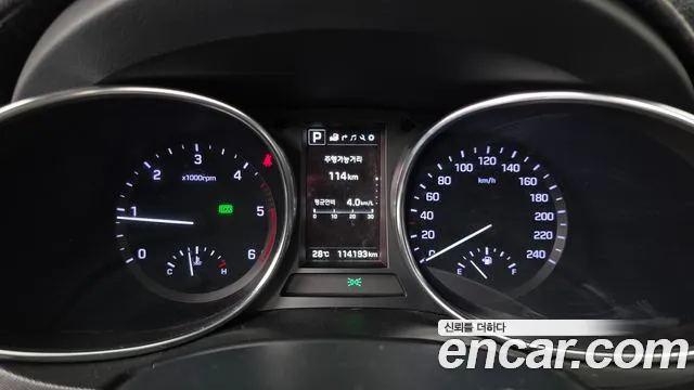 Hyundai Santafe 2016 thumb 8