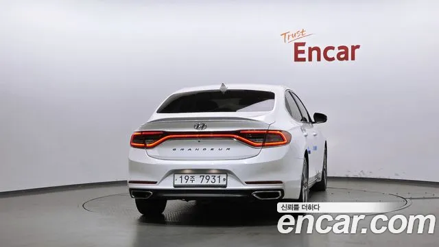 Hyundai Grandeur 2018 thumb 4