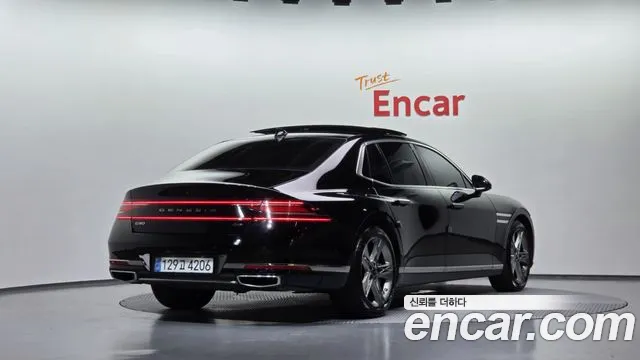 Genesis G90 2022 thumb 2