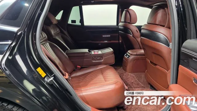 Genesis G90 2022 thumb 12