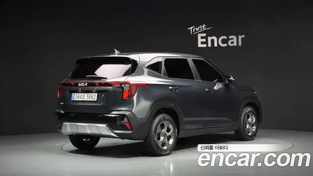 Kia Seltos 2023 thumb 2