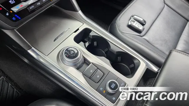 Ford Explorer 2020 thumb 9