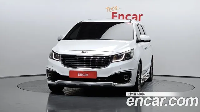 Kia Carnival 2016 thumb 3