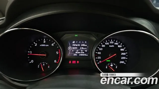 Kia Carnival 2016 thumb 8