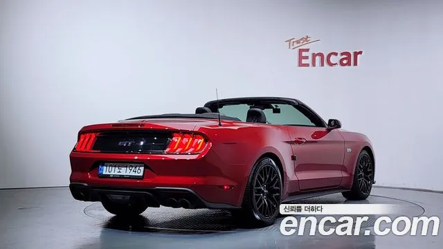 Ford Mustang Mach-E 2022 thumb 2